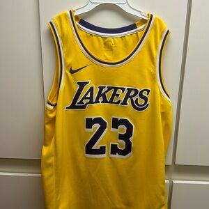 Lakers LeBron James #23